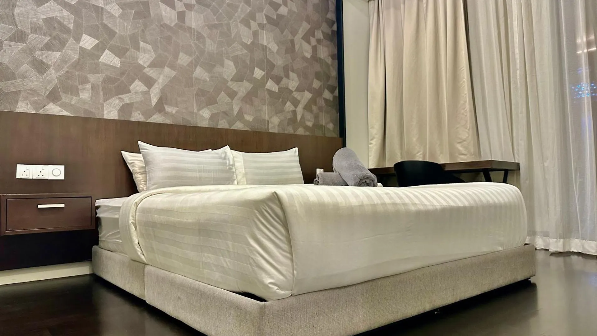 Orental Suites Tropicana The Residence Klcc Kuala Lumpur Bukit Bintang City Center