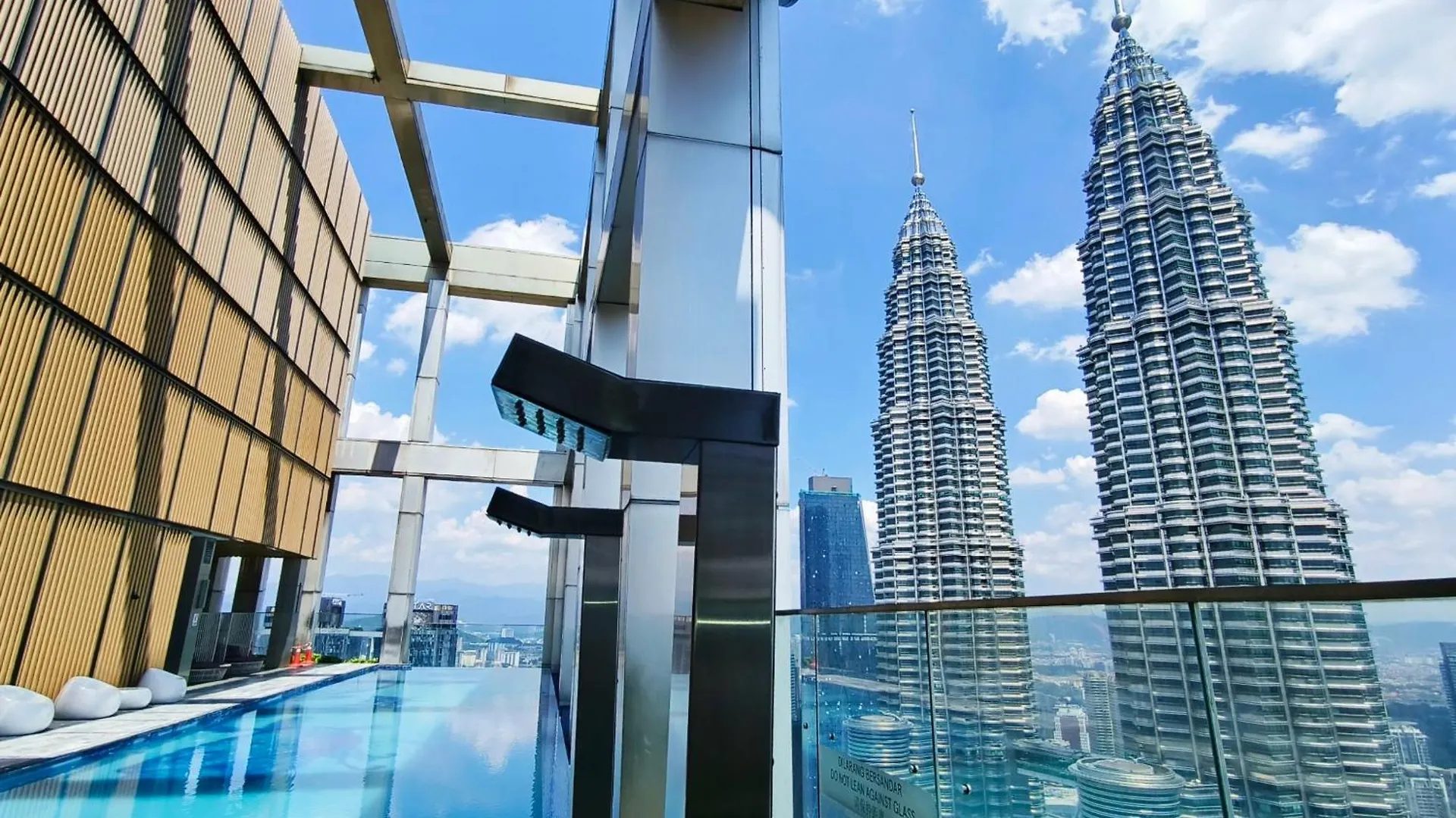 아파트 Orental Suites Tropicana The Residence Klcc Kuala Lumpur Bukit Bintang City Center 말레이시아